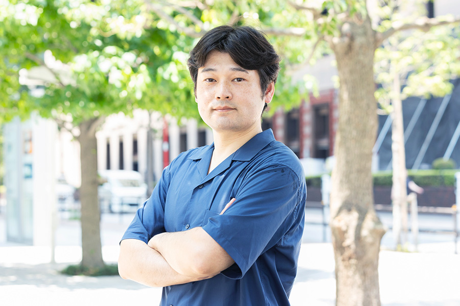 自社で展開している複数のITサービスを安定稼働させるための保守業務および新機能開発などの取りまとめやその他社内のIT系全般のサポートを担当